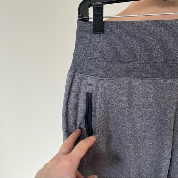 Athleta Heather Gray SCULPTEK Venice Mid Rise Jogger Pants 597888 EUC Size M - Picture 6 of 12
